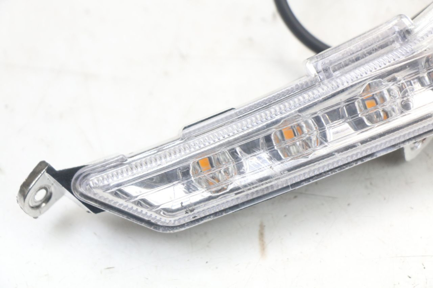 photo de DELANTERO DERECHO INTERMITENTE WAYSCRAL E-START 1 (2018 - 2022) - Detalle de la pieza