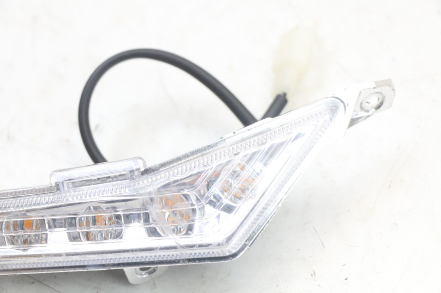 photo de DELANTERO DERECHO INTERMITENTE WAYSCRAL E-START 1 (2018 - 2022) - Zoom estado de uso