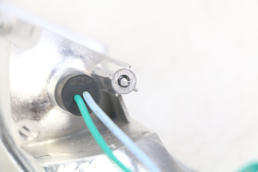 photo de INTERMITENTE DELANTERO DERECHO PEUGEOT E-VIVACITY 1 (2012 - 2018) - Detalle de la pieza