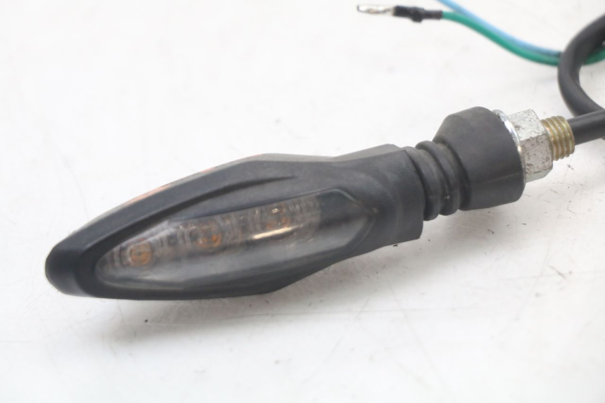 photo de DELANTERO DERECHO INTERMITENTE EBROH BRAVO GLE 1 (2020 - 2024) - Zoom estado de uso