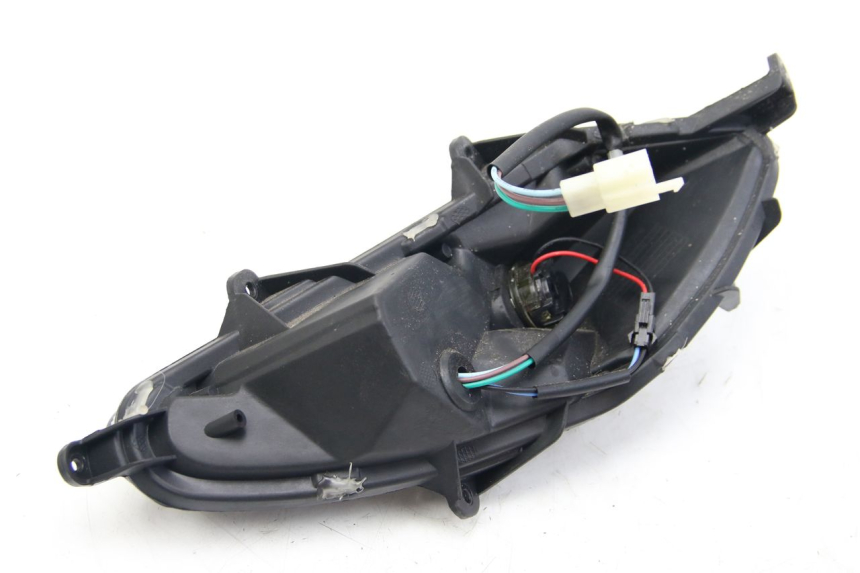 photo de INTERMITENTE DELANTERO DERECHO JM MOTORS EVOLIS 4T 50 (2018 - 2022) - Primer plano técnico