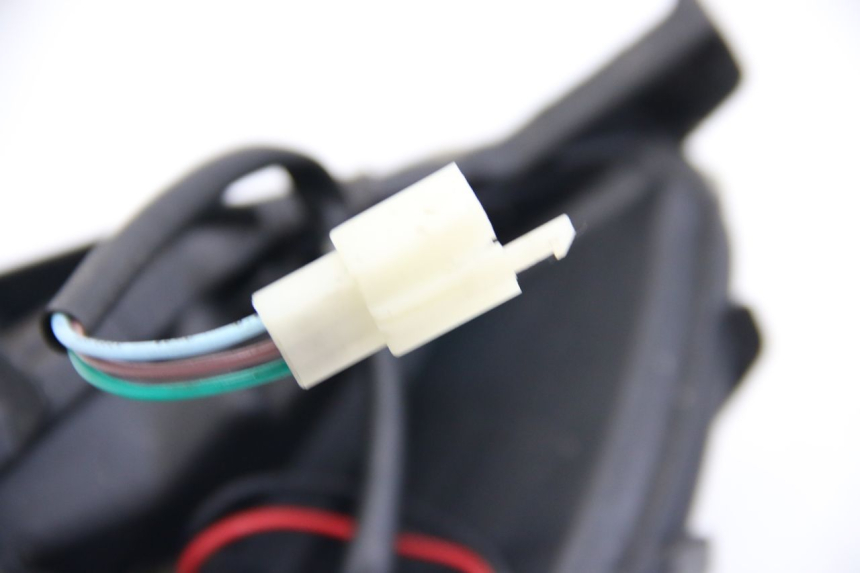 photo de INTERMITENTE DELANTERO DERECHO JM MOTORS EVOLIS 4T 50 (2018 - 2022) - Vista general del producto