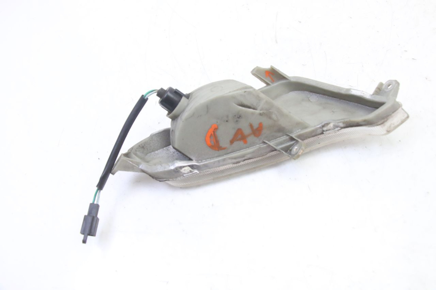 photo de DELANTERO DERECHO INTERMITENTE SYM FIDDLE 2 S 125 (2012 - 2014) - Primer plano técnico