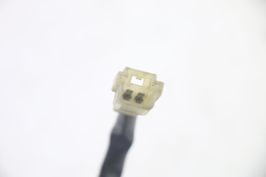 photo de INTERMITENTE DELANTERO DERECHO YAMAHA FJR ABS 1300 (2006 - 2012) - Detalles de los puntos de fijación