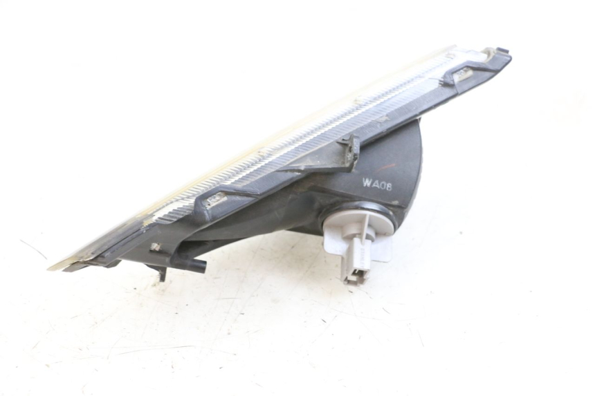 photo de DELANTERO DERECHO INTERMITENTE HONDA FJS SILVER WING SILVERWING 400 (2005 - 2008) - Primer plano técnico