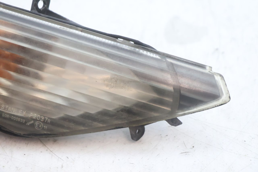 photo de DELANTERO DERECHO INTERMITENTE HONDA FJS SILVER WING SILVERWING 400 (2005 - 2008) - Otra perspectiva