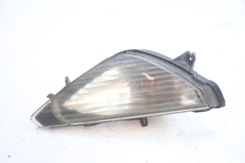 photo de DELANTERO DERECHO INTERMITENTE HONDA FJS SILVER WING SILVERWING 400 (2005 - 2008) - Primer plano técnico