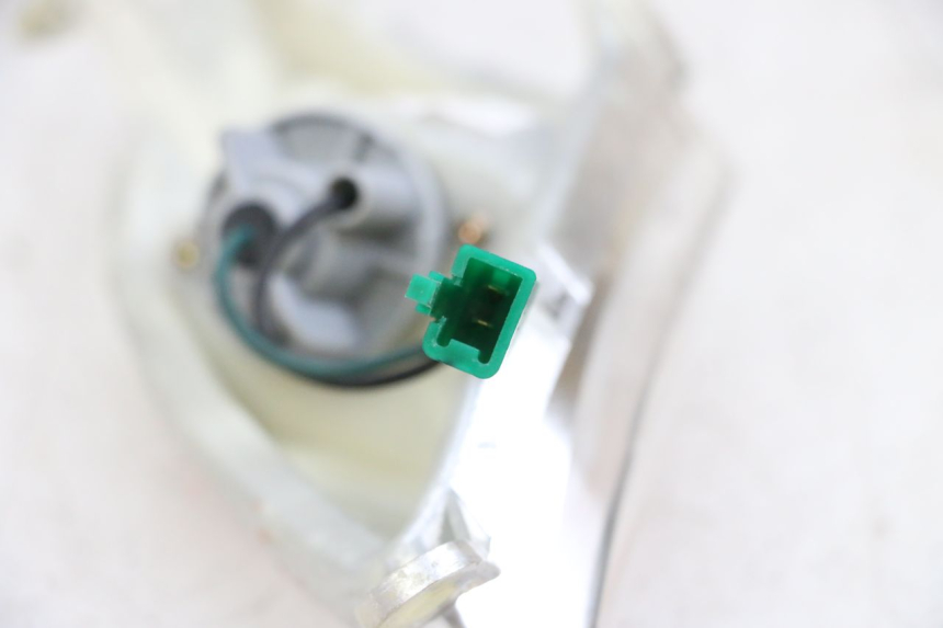 photo de DELANTERO DERECHO INTERMITENTE MBK FLAME X 125 (2007 - 2016) - Detalle de la pieza