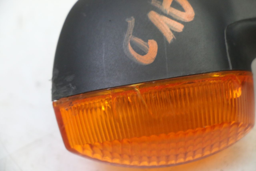 photo de DELANTERO DERECHO INTERMITENTE YAMAHA FZ6 FAZER S2 600 (2007 - 2011) - Otra perspectiva