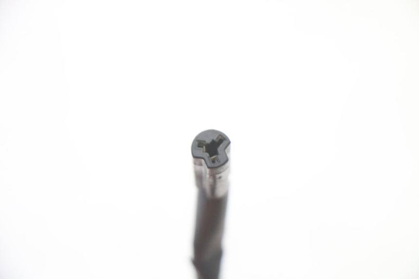 photo de DELANTERO DERECHO INTERMITENTE YAMAHA FZ6 FAZER S2 600 (2007 - 2011) - Detalles de los puntos de fijación