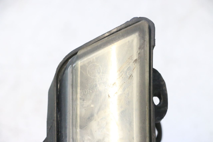 photo de DELANTERO DERECHO INTERMITENTE NECO GPX LC 2T 50 (2014 - 2018) - Estado de la superficie y material