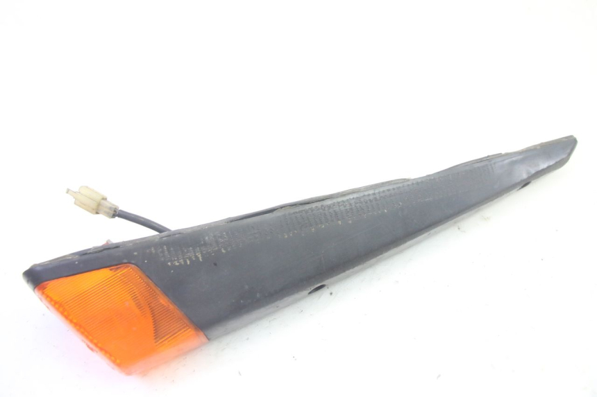 photo de DELANTERO DERECHO INTERMITENTE KAWASAKI GPZ RX 1000 (1986 - 1988) - Vista general del producto