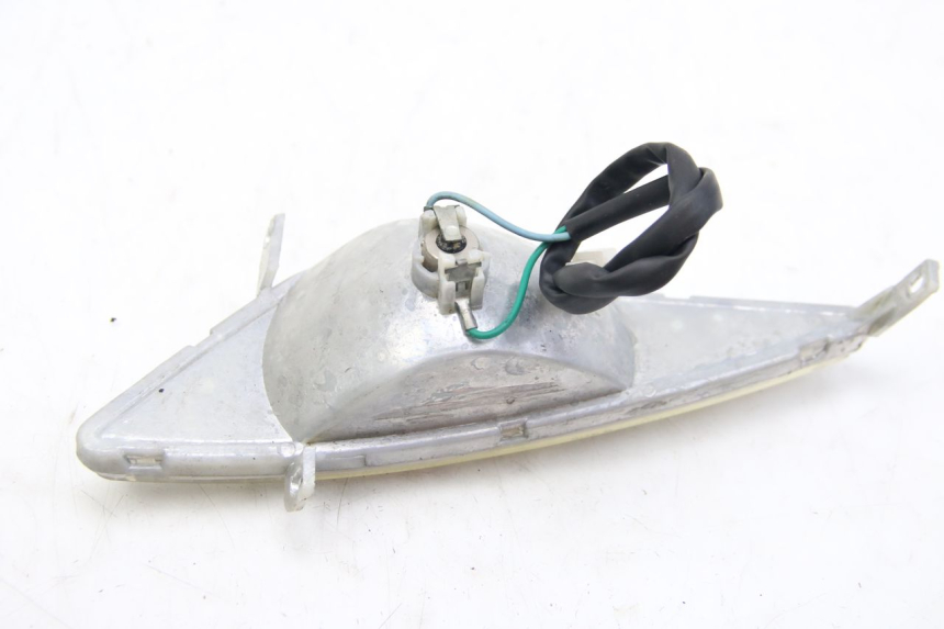 photo de INTERMITENTE DELANTERO DERECHO REVATTO IMPERATOR 125 (2007 - 2015) - Primer plano técnico