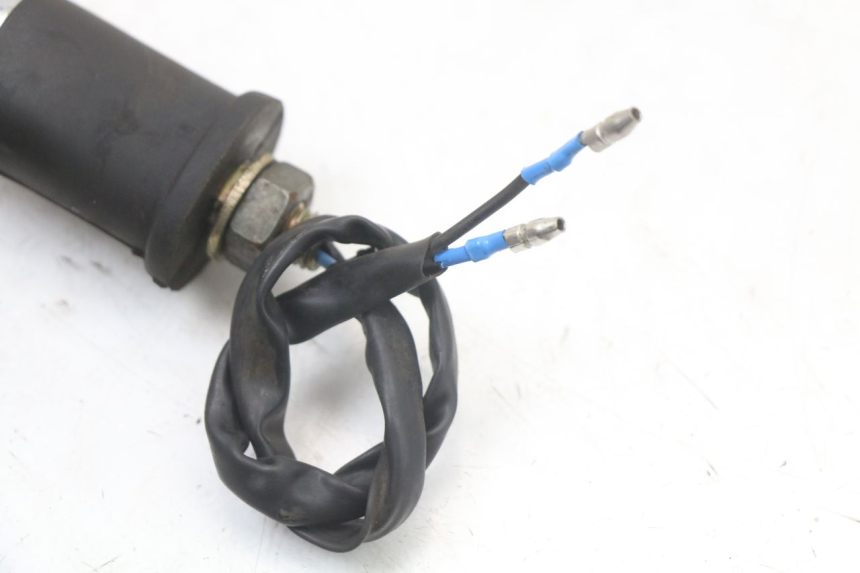 photo de DELANTERO DERECHO INTERMITENTE JINLUN JL HIGHLANDER 125 (2007 - 2015) - Primer plano técnico