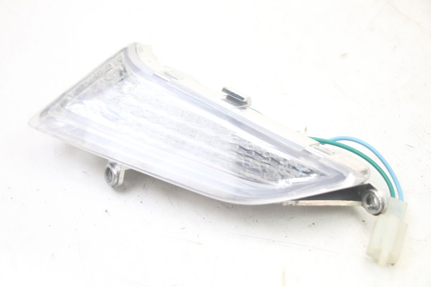 photo de DELANTERO DERECHO INTERMITENTE KYMCO PEOPLE S 125 (2000 - 2008) - Detalle de la pieza