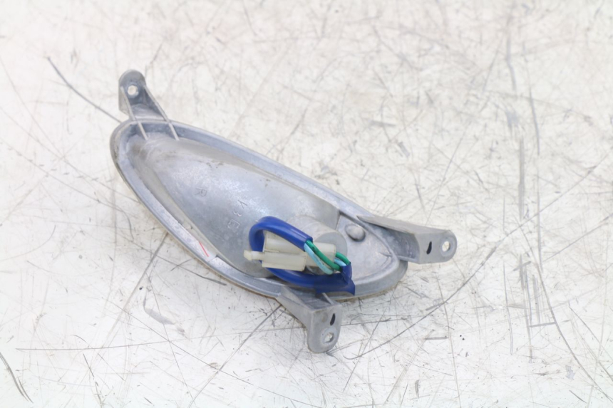 photo de DELANTERO DERECHO INTERMITENTE KYMCO SPACER 50 (1998 - 2009) - Detalles de los puntos de fijación