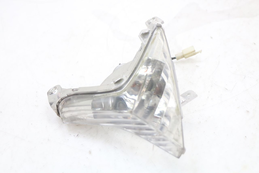 photo de DELANTERO DERECHO INTERMITENTE KYMCO X-TOWN XTOWN 125 (2016 - 2021) - Detalle de la pieza