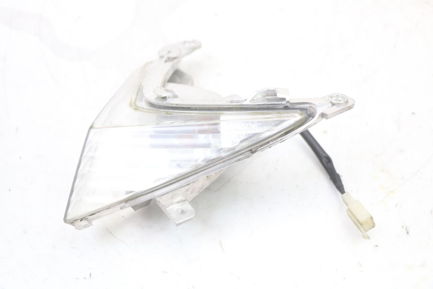 photo de DELANTERO DERECHO INTERMITENTE KYMCO X-TOWN XTOWN 125 (2016 - 2021) - Otra perspectiva