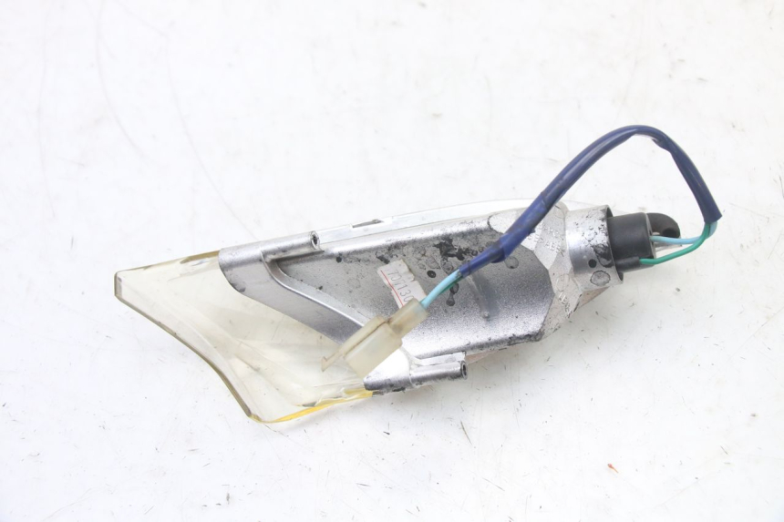 photo de DELANTERO DERECHO INTERMITENTE KYMCO XCITING 500 (2007 - 2010) - Otra perspectiva