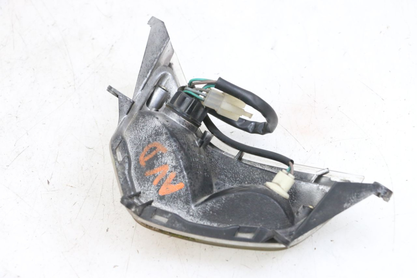 photo de INTERMITENTE DELANTERO DERECHO KYMCO LIKE 125 (2009 - 2016) - Zoom estado de uso