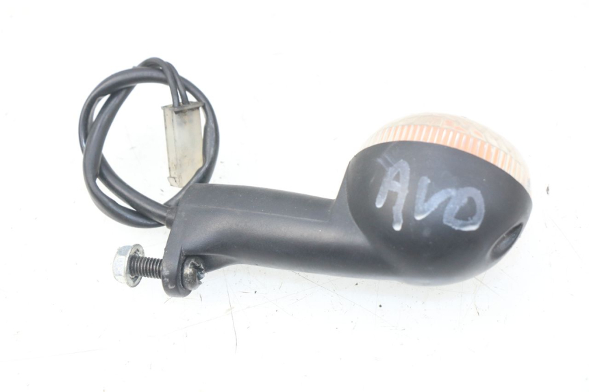 photo de DELANTERO DERECHO INTERMITENTE PEUGEOT LUDIX 50 (2008 - 2017) - Zoom estado de uso