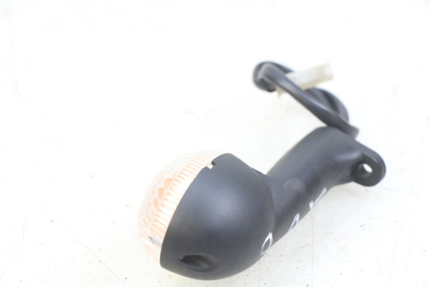 photo de INTERMITENTE DELANTERO DERECHO PEUGEOT LUDIX 50 (2005 - 2007) - Zoom estado de uso