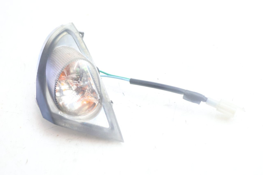 photo de INTERMITENTE DELANTERO DERECHO SYM MIO 50 (2005 - 2010) - Detalle de la pieza