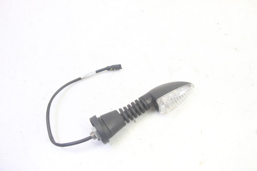 photo de DELANTERO DERECHO INTERMITENTE PIAGGIO MP3 HPE 350 (2018 - 2020) - Vista principal