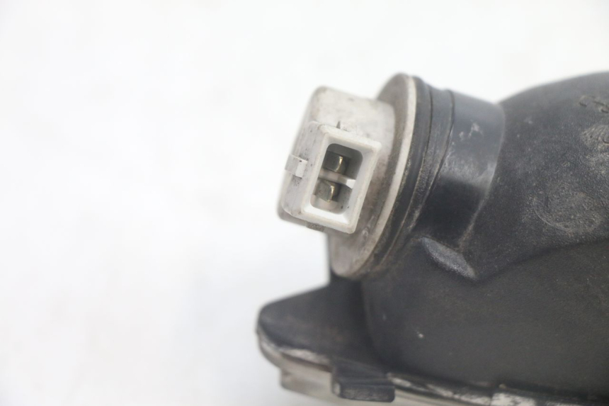 photo de DELANTERO DERECHO INTERMITENTE PIAGGIO MP3 125 (2006 - 2014) - Otra perspectiva