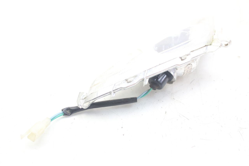 photo de DELANTERO DERECHO INTERMITENTE SYM ORBIT 2 4T 50 (2018 - 2022) - Otra perspectiva