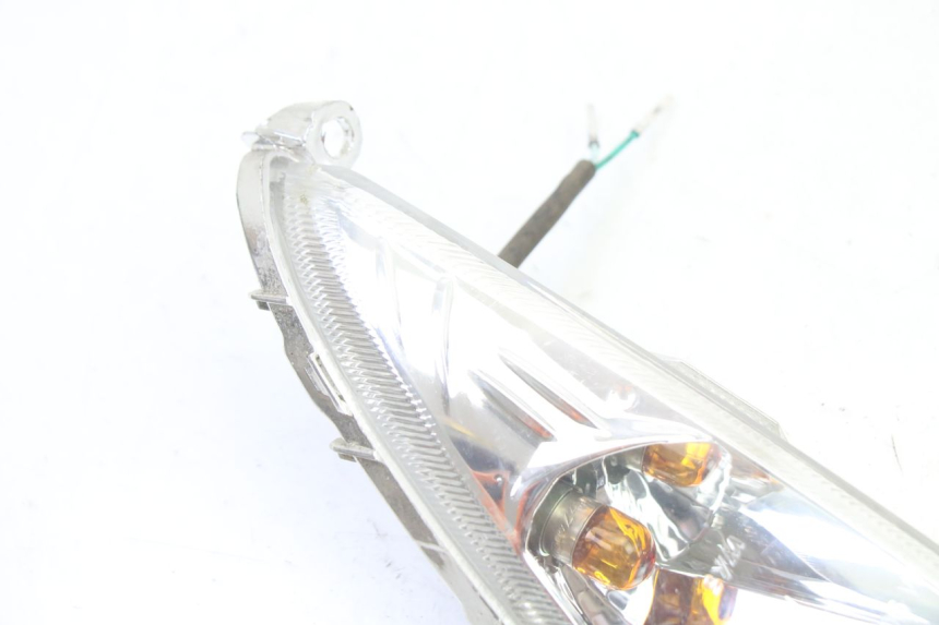 photo de INTERMITENTE DELANTERO DERECHO SYM ORBIT 2 4T 50 (2008 - 2017) - Detalle de la pieza