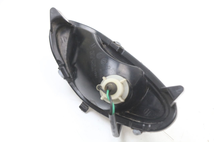 photo de INTERMITENTE DELANTERO DERECHO MBK OVETTO 2T 50 (2007 - 2017) - Primer plano técnico