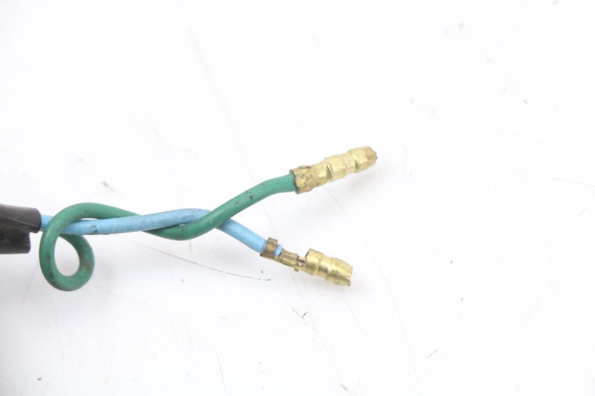 photo de DELANTERO DERECHO INTERMITENTE HONDA PCX (JF28) 125 (2009 - 2011) - Primer plano técnico