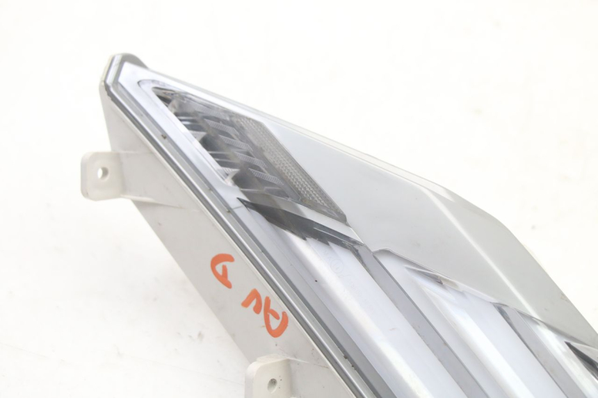 photo de DELANTERO DERECHO INTERMITENTE PEUGEOT TWEET 4T 50 (2023 - 2025) - Detalle de la pieza