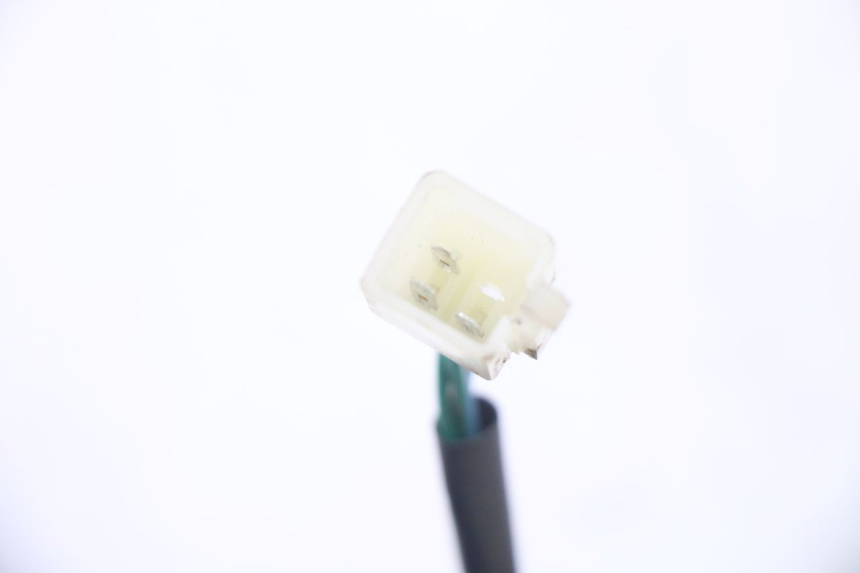 photo de DELANTERO DERECHO INTERMITENTE PEUGEOT TWEET 4T 50 (2023 - 2025) - Detalles de los puntos de fijación