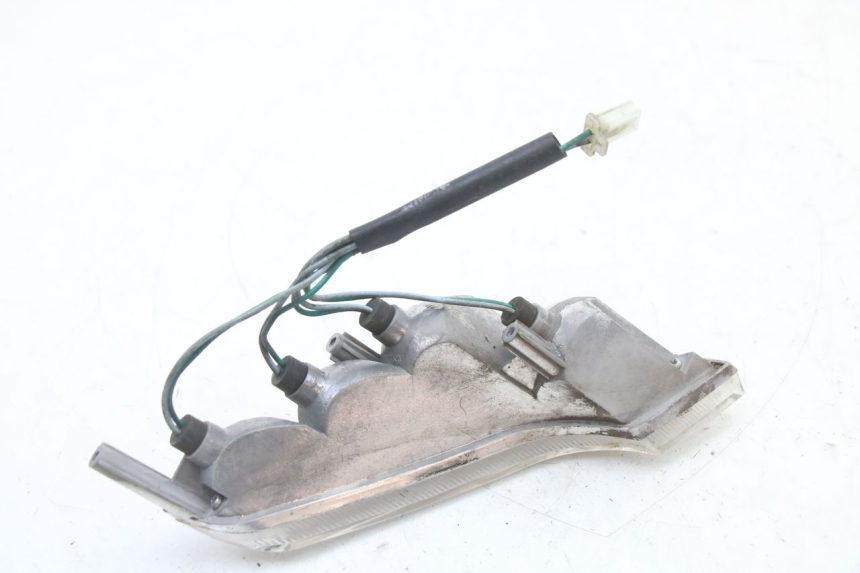 photo de DELANTERO DERECHO INTERMITENTE PEUGEOT VIVACITY 125 (2010 - 2017) - Otra perspectiva