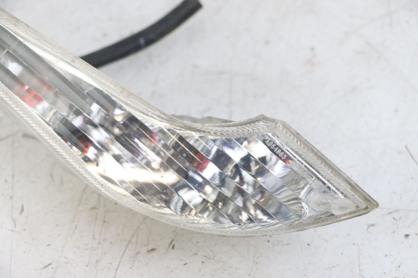 photo de DELANTERO DERECHO INTERMITENTE PEUGEOT VIVACITY 125 (2010 - 2017) - Detalle de la pieza