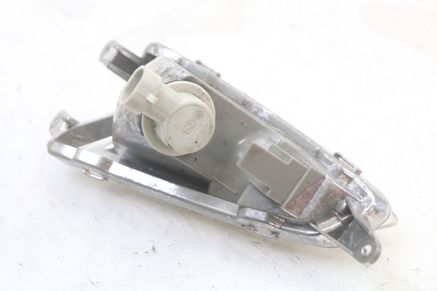 photo de DELANTERO DERECHO INTERMITENTE PIAGGIO LIBERTY IGET 4T 50 (2021 - 2025) - Vista general del producto