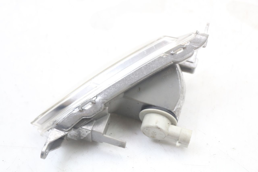 photo de DELANTERO DERECHO INTERMITENTE PIAGGIO LIBERTY IGET 4T 50 (2021 - 2025) - Detalles de los puntos de fijación