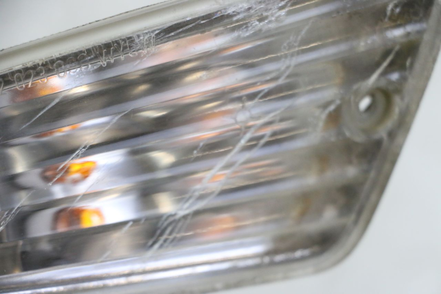 photo de DELANTERO DERECHO INTERMITENTE PIAGGIO VESPA GRANTURISMO 200 (2004 - 2005) - Vista general del producto