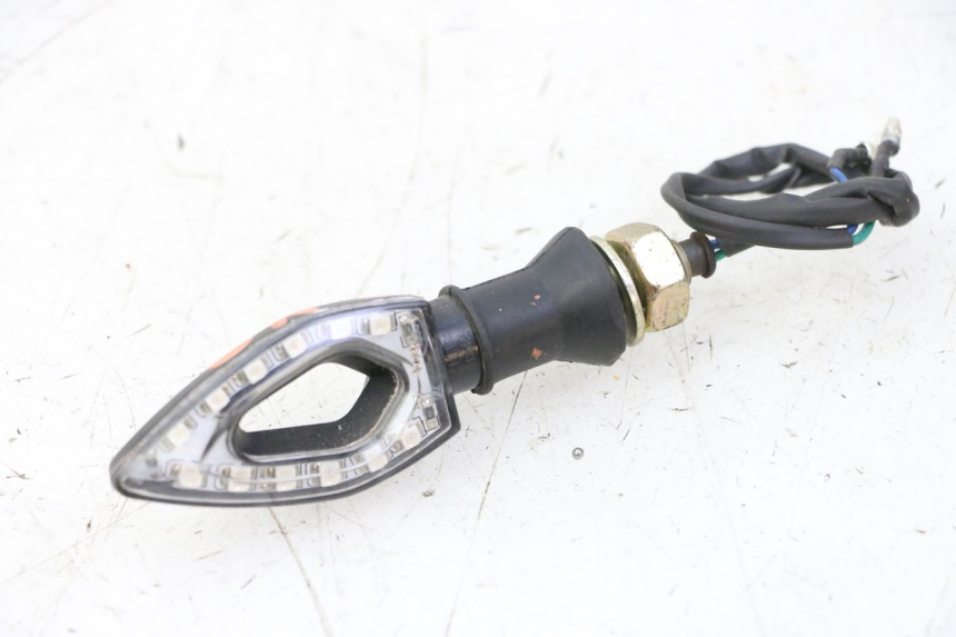 photo de DELANTERO DERECHO INTERMITENTE MAG POWER R-STREET 50 (2016 - 2025) - Vista principal