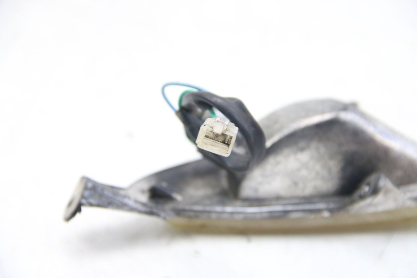 photo de INTERMITENTE DELANTERO DERECHO TNT MOTOR ROMA 10' 4T 50 (2019 - 2022) - Zoom estado de uso