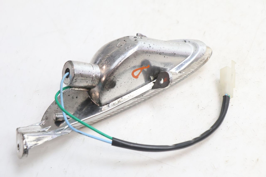 photo de DELANTERO DERECHO INTERMITENTE TNT MOTOR ROMA 10' 4T 50 (2007 - 2018) - Zoom estado de uso