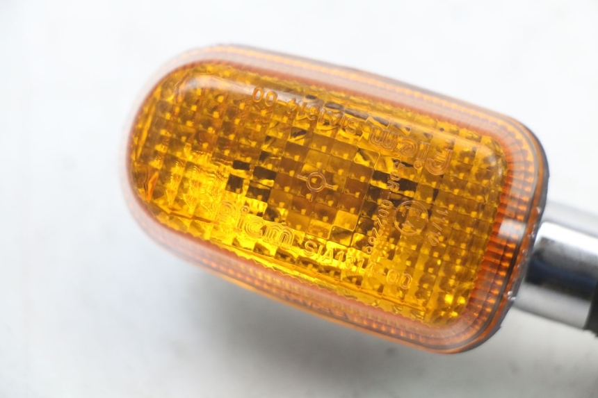 photo de DELANTERO DERECHO INTERMITENTE ROYAL ENFIELD CONTINENTAL GT 650 (2019 - 2024) - Otra perspectiva