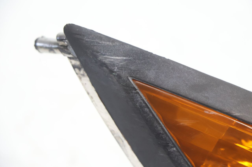 photo de INTERMITENTE DELANTERO DERECHO KEEWAY RY6 2T 50 (2011 - 2019) - Detalle de la pieza