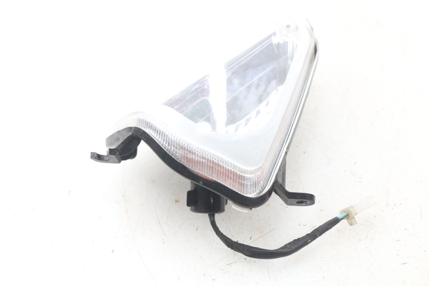 photo de DELANTERO DERECHO INTERMITENTE DAELIM S2 FI 125 (2008 - 2017) - Otra perspectiva