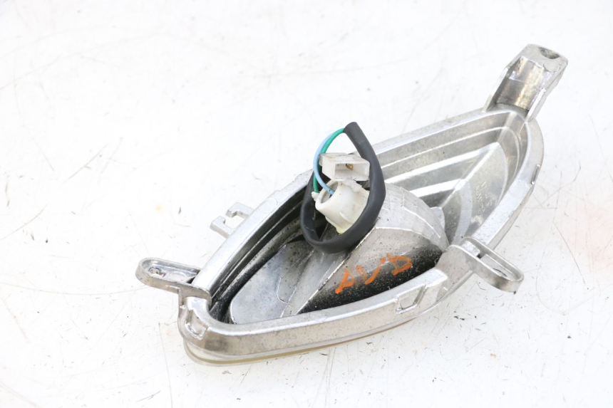 photo de DELANTERO DERECHO INTERMITENTE JM MOTORS SANTANA 50 (2014 - 2023) - Otra perspectiva