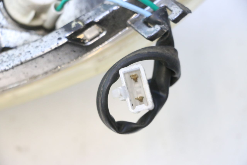photo de DELANTERO DERECHO INTERMITENTE JM MOTORS SANTANA 50 (2014 - 2023) - Otra perspectiva