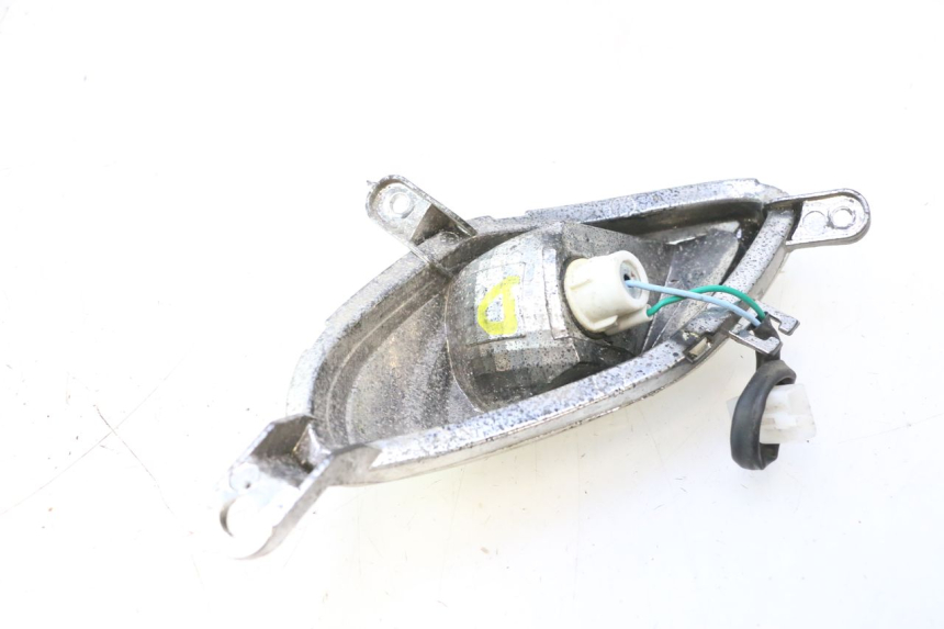 photo de DELANTERO DERECHO INTERMITENTE JM MOTORS SANTANA 50 (2014 - 2023) - Primer plano técnico