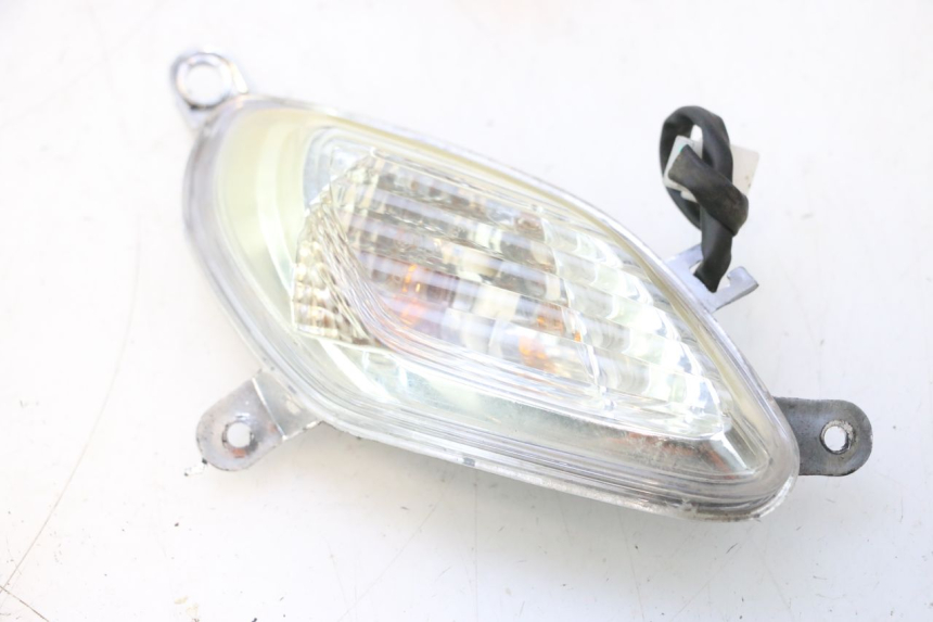 photo de DELANTERO DERECHO INTERMITENTE JM MOTORS SANTANA 50 (2014 - 2023) - Marcados y referencias originales